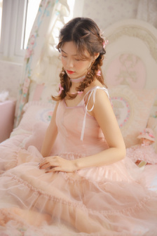 掀美女裙子游戏